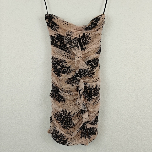 Majorelle Bradley Mini Strapless Dress in Pink Romance Black Velvet Size XS - Picture 4 of 12